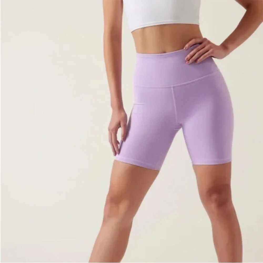 Athleta Ultra High Rise Elation 7” Short